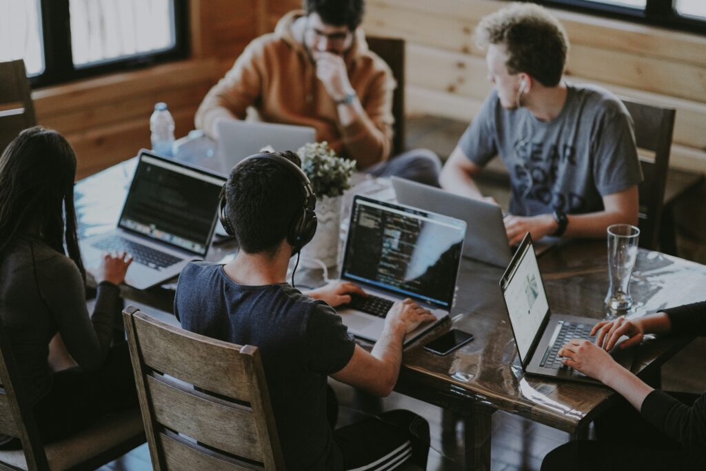 Clienteling Apps for Shopify: What Store Teams Actually Need in 2026